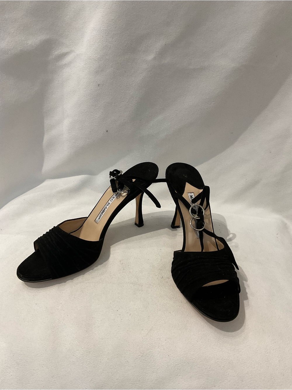Manolo Blahnik Pump - Picture 4 of 5